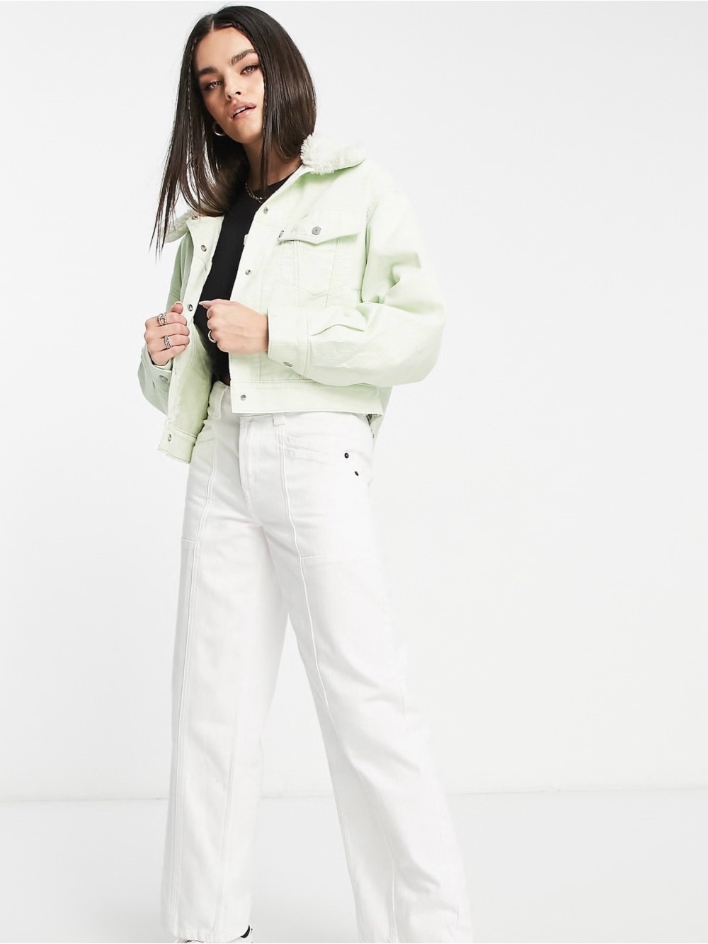 Levi’s Sherpa Ex-Boyfriend Sage Corduroy Trucker Jacket - Picture 8 of 9